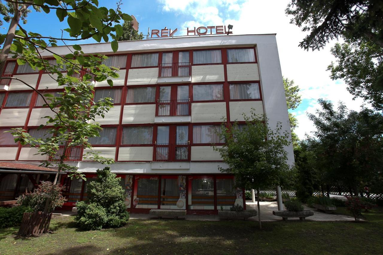 Rev Szallo Balaton Hotel Szantod Exterior photo