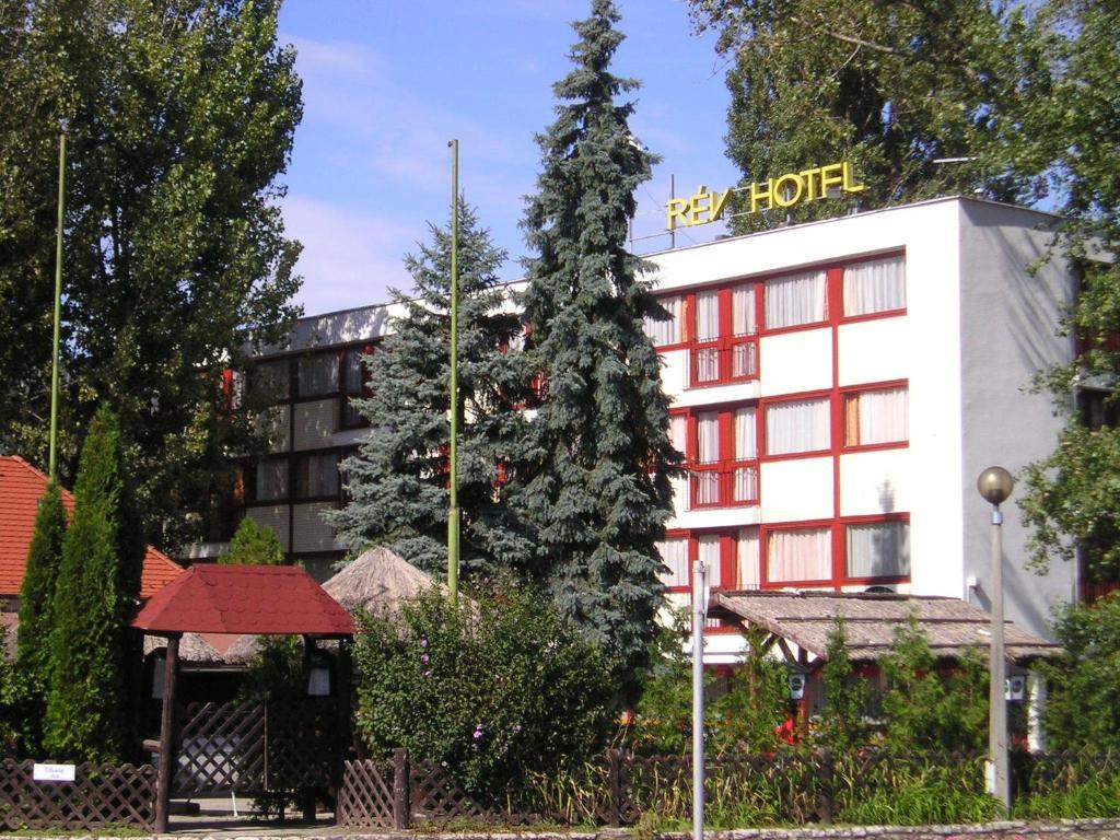 Rev Szallo Balaton Hotel Szantod Exterior photo